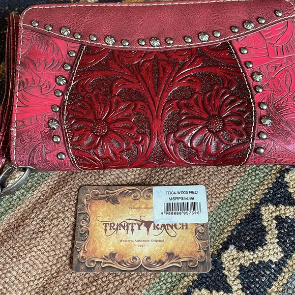 Trinity Ranch Red Tooled Leather Wallet - Picture 6 of 6